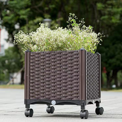 Uno mismo que riega el plantador plástico almacenable aumentado rectangular de la caja de la flor de la caja del plantador